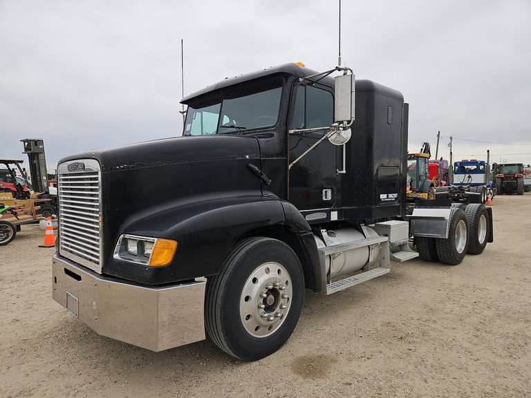 1996 Freightliner Sleeper Truck