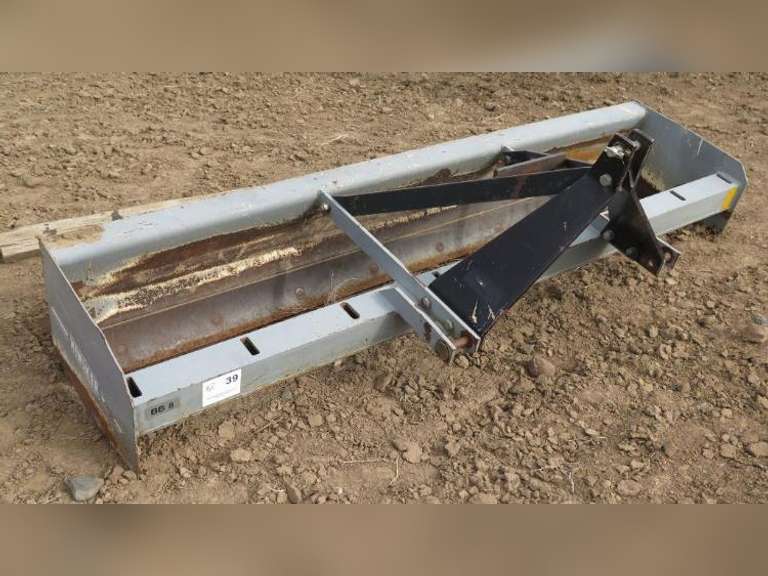 Hiniker 8' 3-Pt. Box Scraper