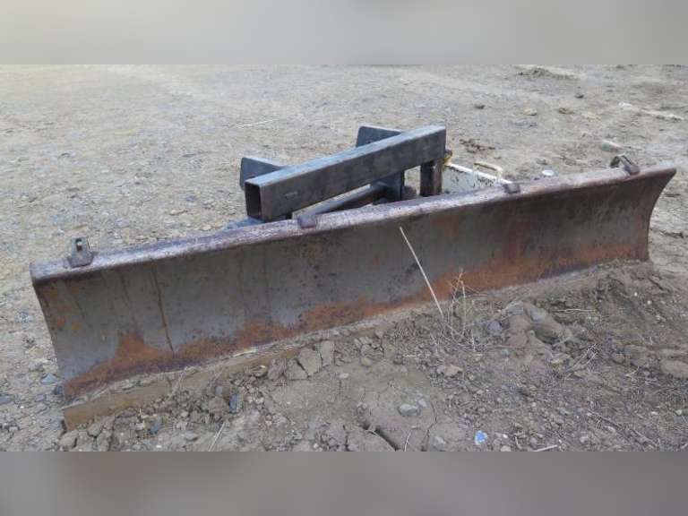 9' Blade For John Deere Loader