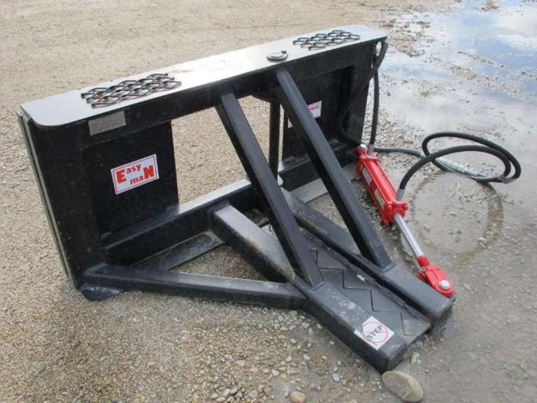 IA Skid Steer Mount Tree & Post Puller