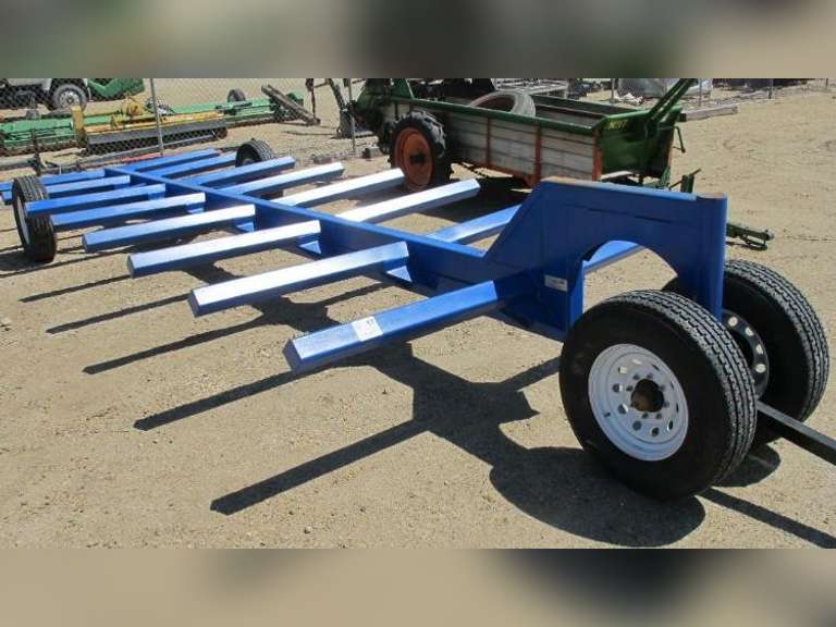 IA 22' Pull Type Bale Wagon