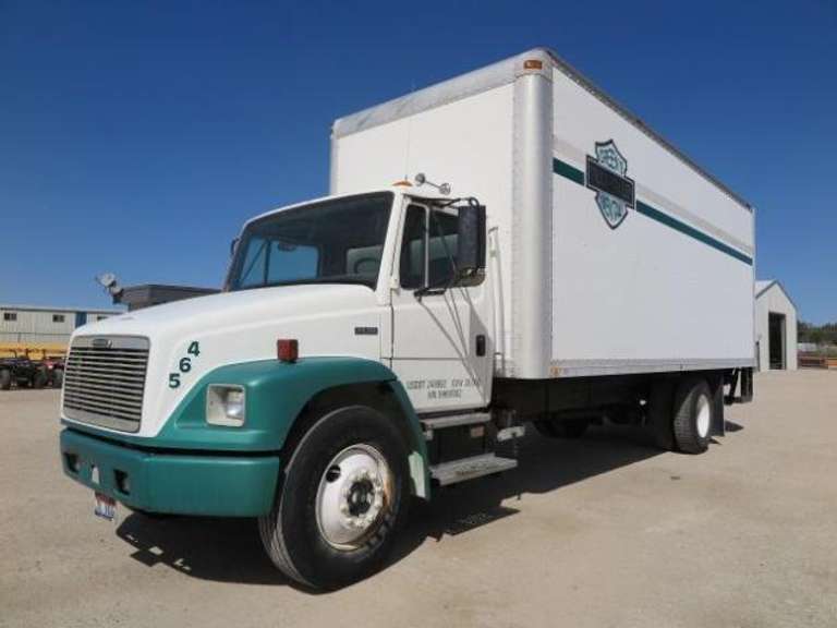 2001 Freightliner FL70 - 24' Dry Van Box Truck