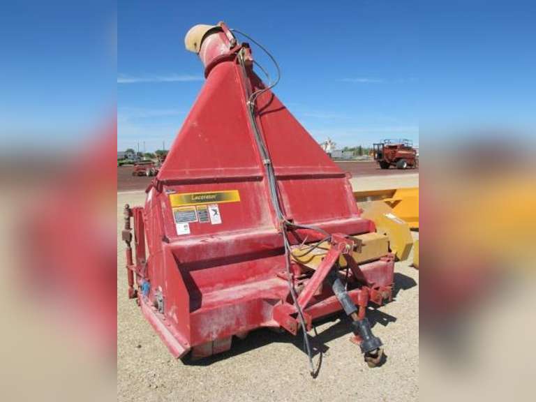 Alpha AG 7' Lacerator 3-Pt PTO Shredder Harvester