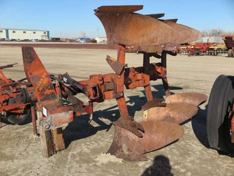 Callahan 3-Bottom Plow