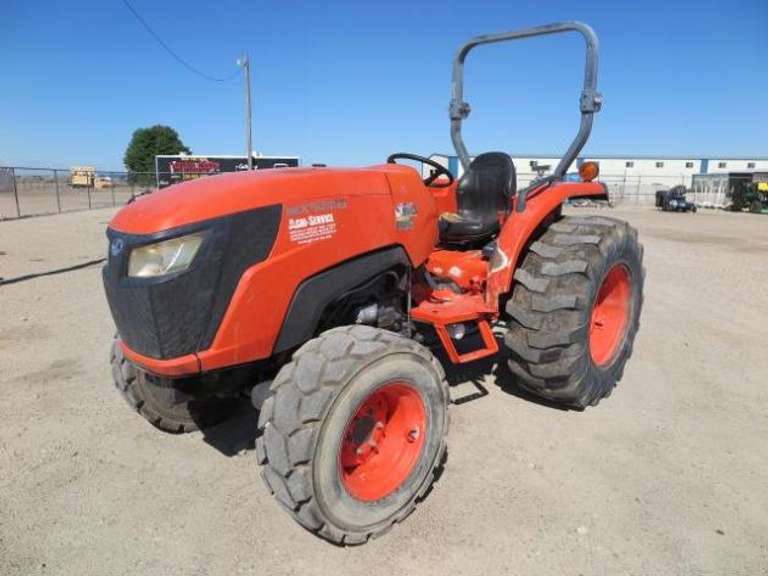 Kubota MX5200 HST - 52HP MFWD Tractor