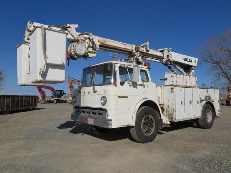 1977 Ford 8000 COE • Boom Truck