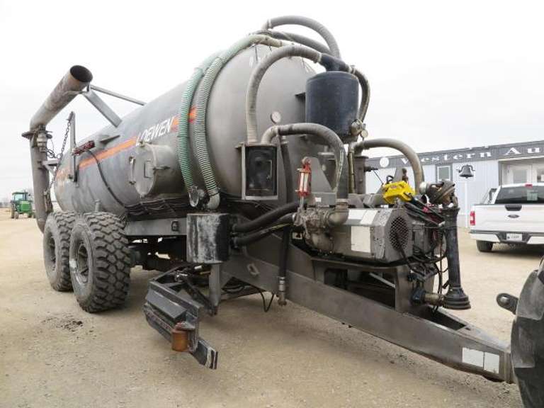 2005 Loewen Honey-Vac 5000 • PTO ManureTanker