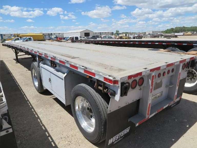 2002 Ravens 48' Flat Bed Trailer