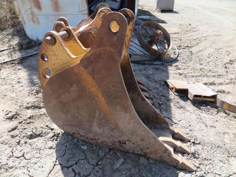 12" Bucket