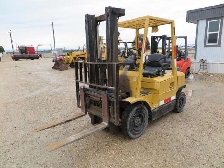 Hyster H50XM • 5100 LB. Diesel Forklift