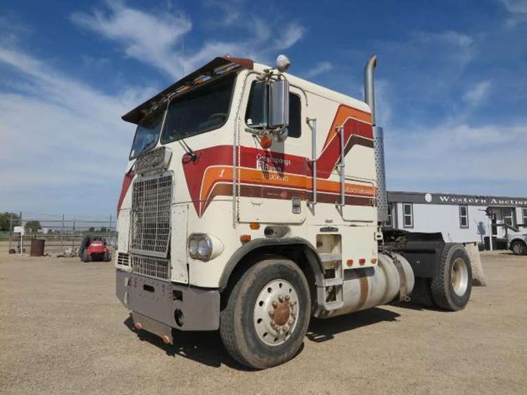 1980 Freightliner • COE Sleeper Cab Semi