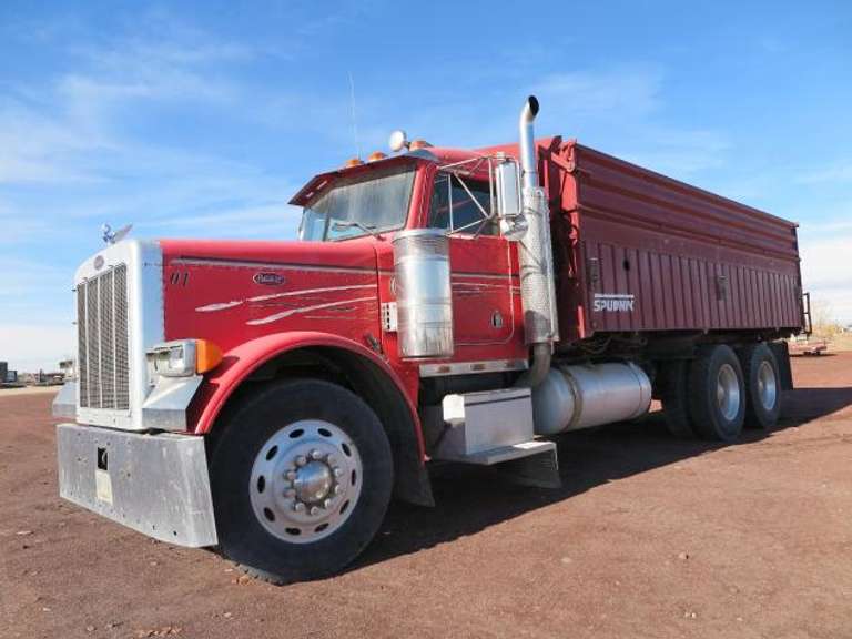 1987 Peterbilt • With Spudnik 20' Self Unloader Bed