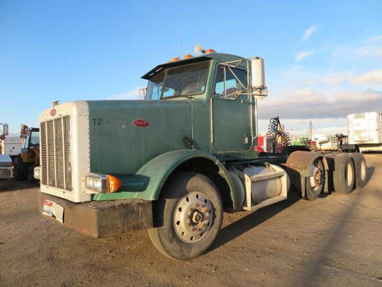 1992 Peterbilt 378 • Conventional Day Cab Semi - Just Arrived 3/8/21