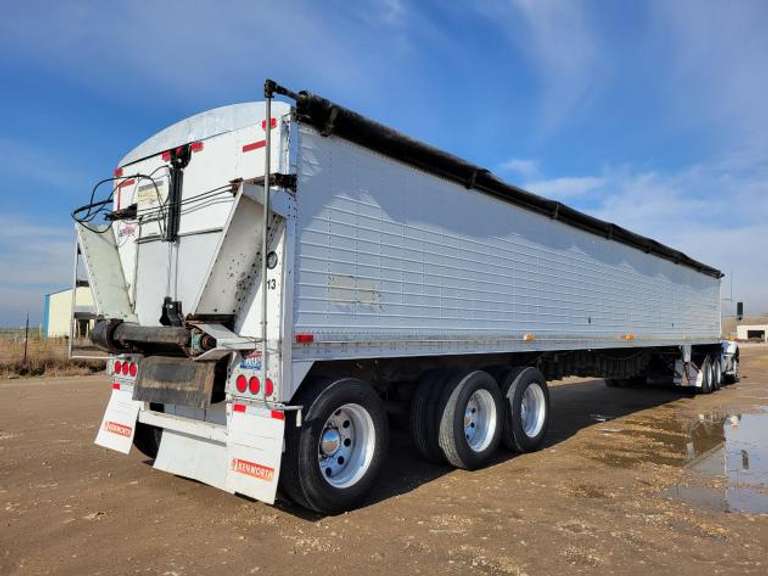 2004 Wilson • 50' Self Unloading Trailer • JUST ARRIVED 11/12