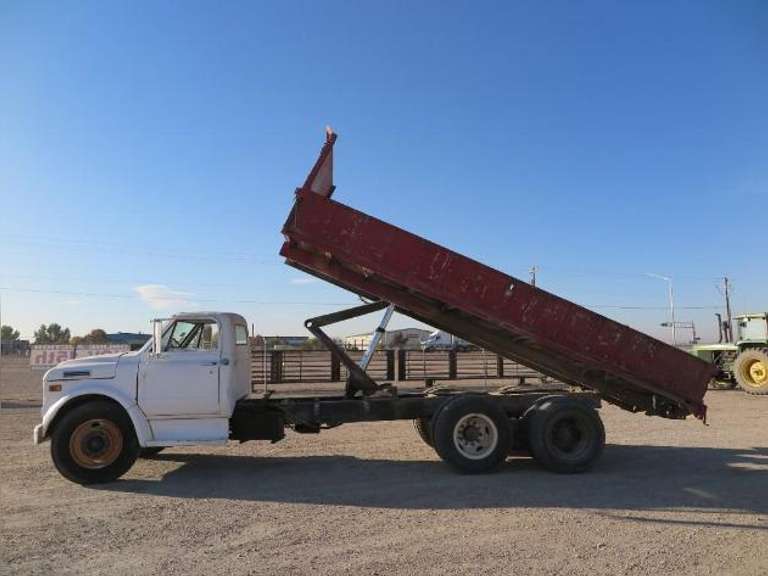 1969 Chevy Truck • 20' Bed & Hoist