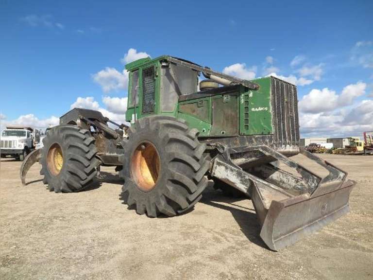 John Deere 648G • 4x4 Log Grapple Skidder