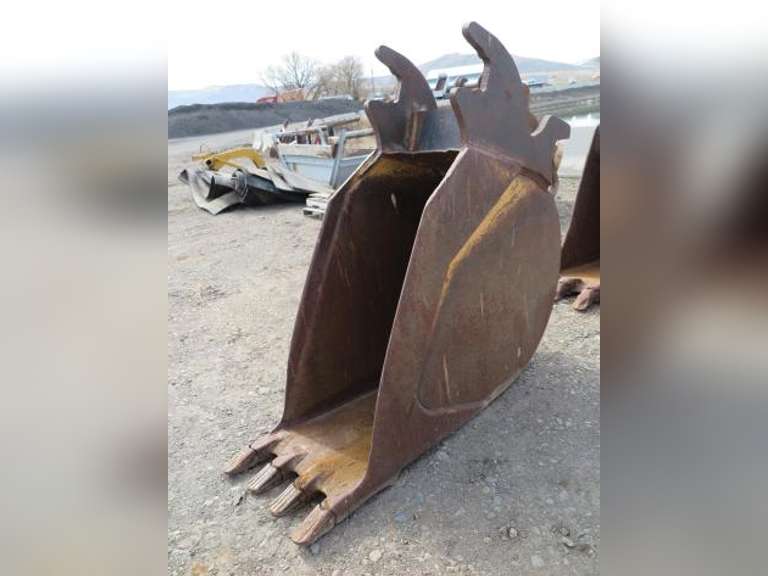 23" Bucket