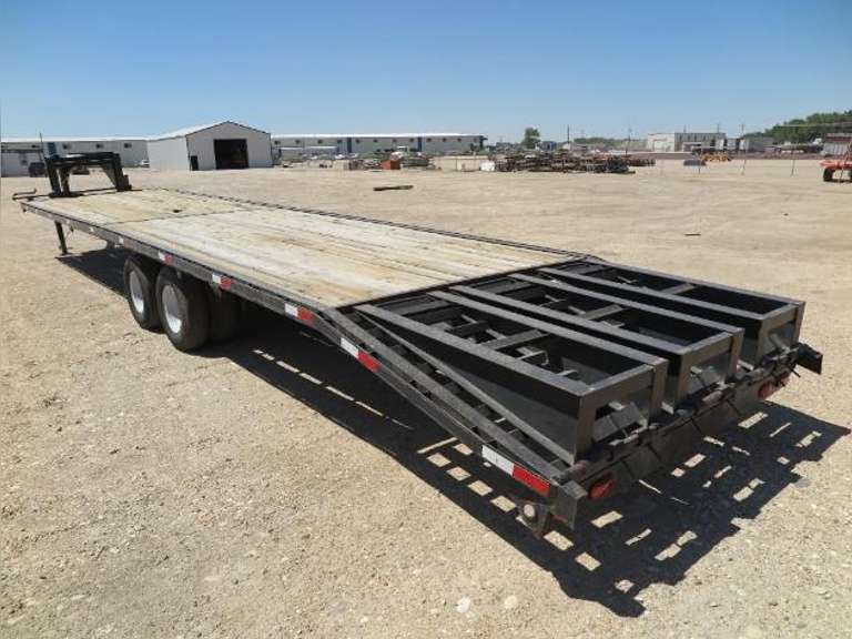 2002 Trailer Express • 40' Beavertail Gooseneck Equipment Trailer