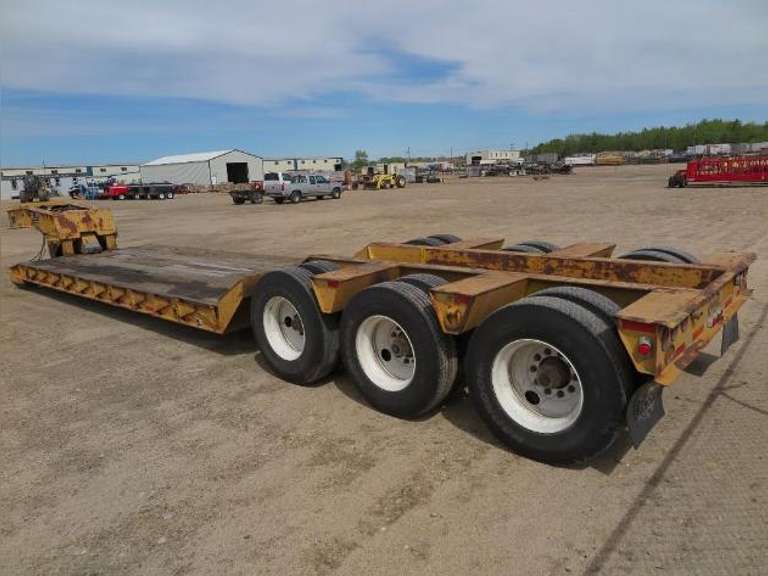 1999 Witzco Challenger  36' RGN Lowboy Trailer