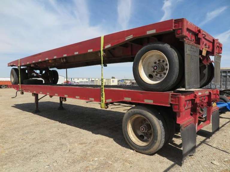 32'/32' A-Train Trailer Set