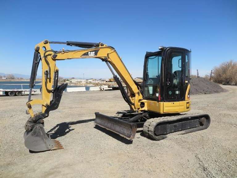 Cat 304CR • Mini Excavator