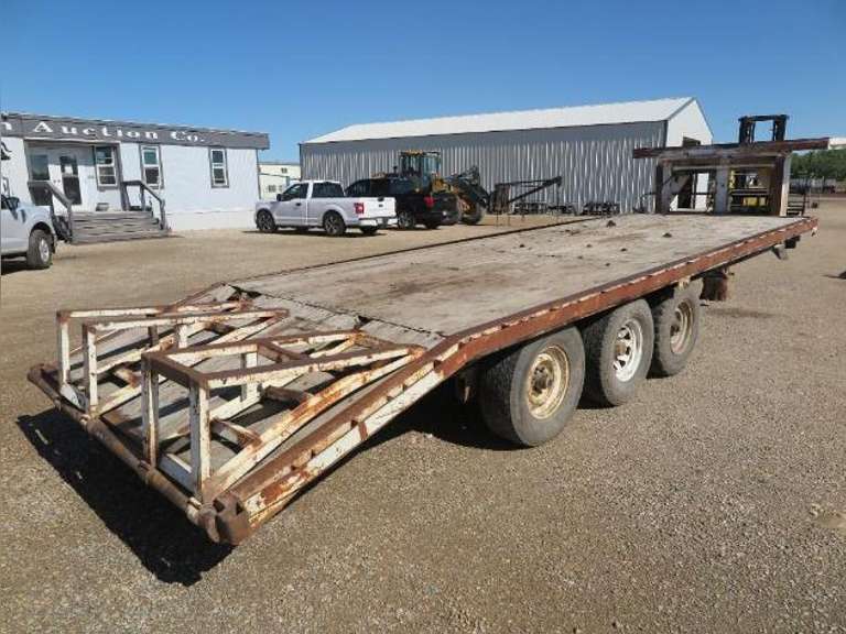1978 W-W 32' Gooseneck Equipment  Trailer