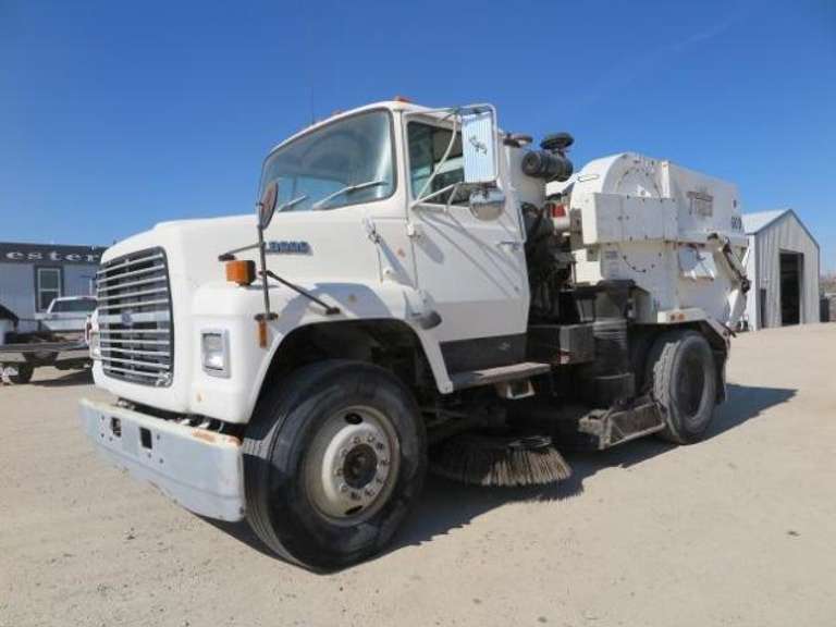 1988 Ford L8000 • Street Sweeper - Title In Transit