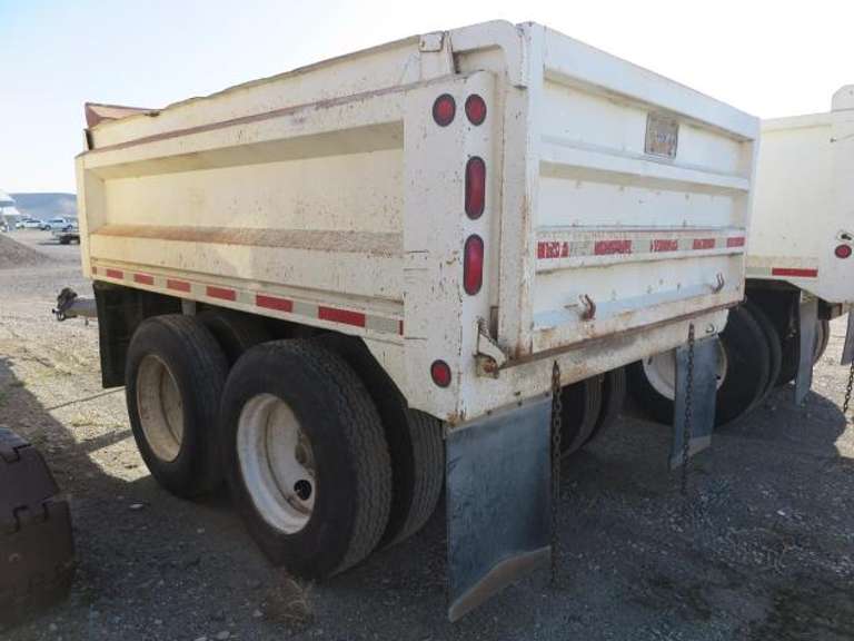 1986 • Pup Dump Trailer