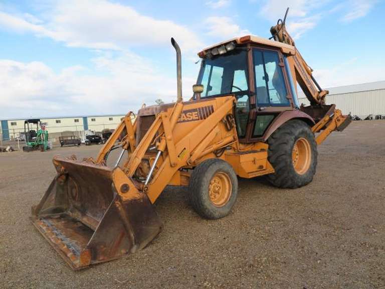 Case Super K • Extendahoe Backhoe