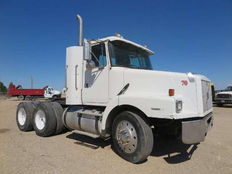 1996 Volvo Conventional Day Cab
