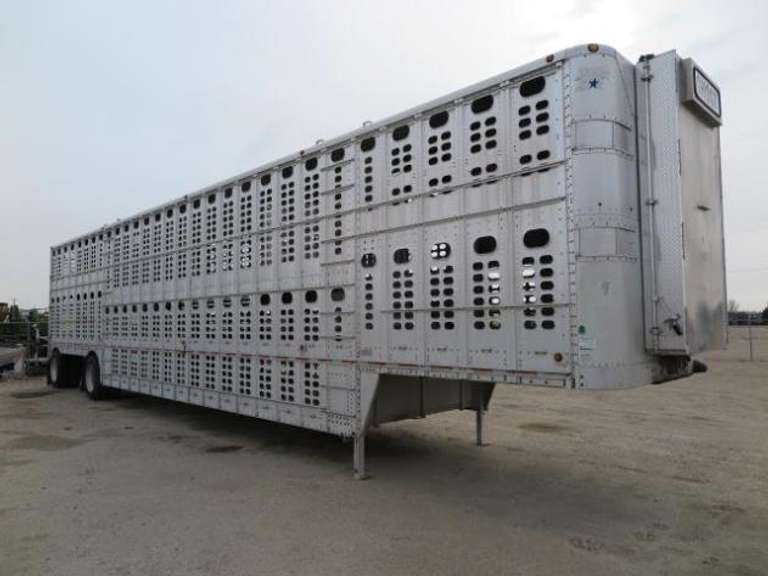 2007 Wilson • 53' x 102" Aluminum Livestock Trailer
