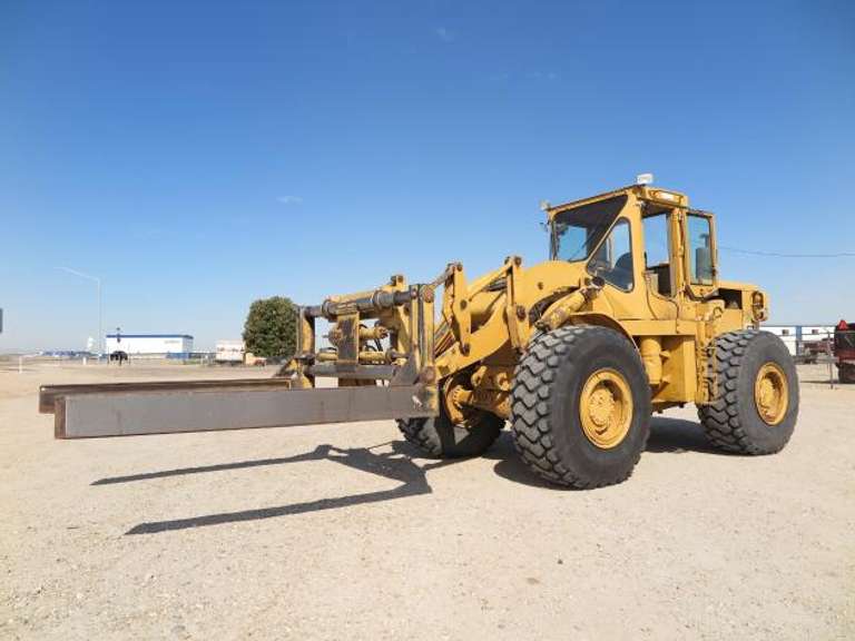 Cat 966C • 4WD Wheel Loader