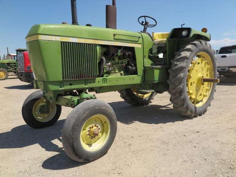 John Deere 4030 • 80HP Tractor
