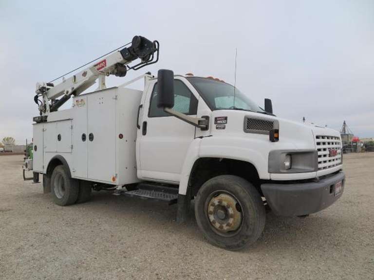 2006 GMC C5500 • Service Truck