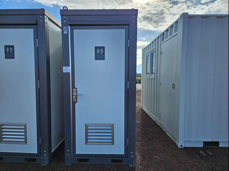 50”x42” Single Bathroom with Toilet & Sink