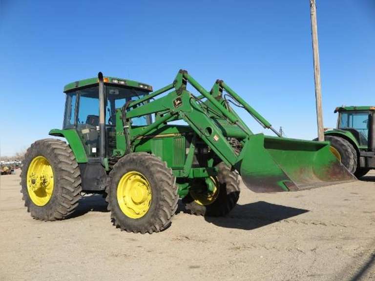 John Deere 7400 107 HP MFWD W/740 JD Loader
