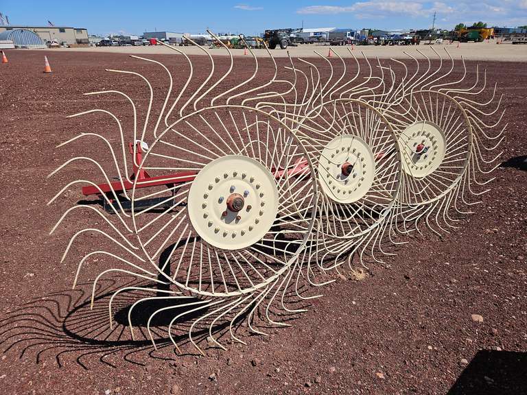 Three Wheel Rake Sitrex 3Pt 3-Wheel Rake - Armstrong Western LLC