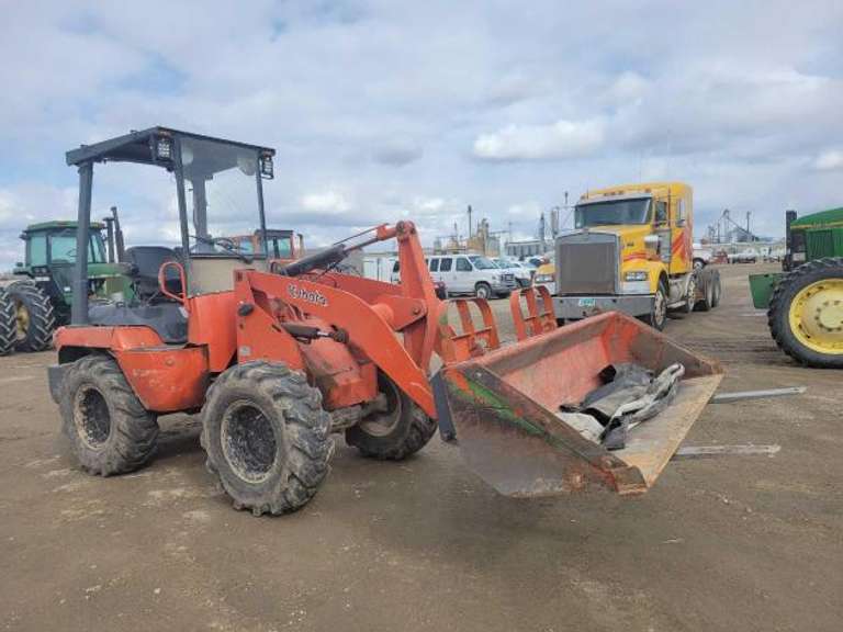 Kubota R420 Wheel Loader