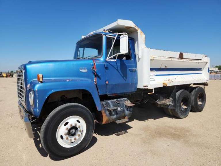 BRANDED TITLE - 1970 Ford 8000 Dump Truck