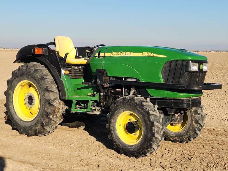 2005 John Deere 5525N 91HP MFWD Tractor