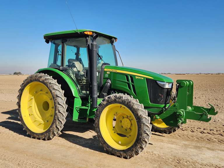 2014 John Deere 5100M 100HP MFWD Tractor