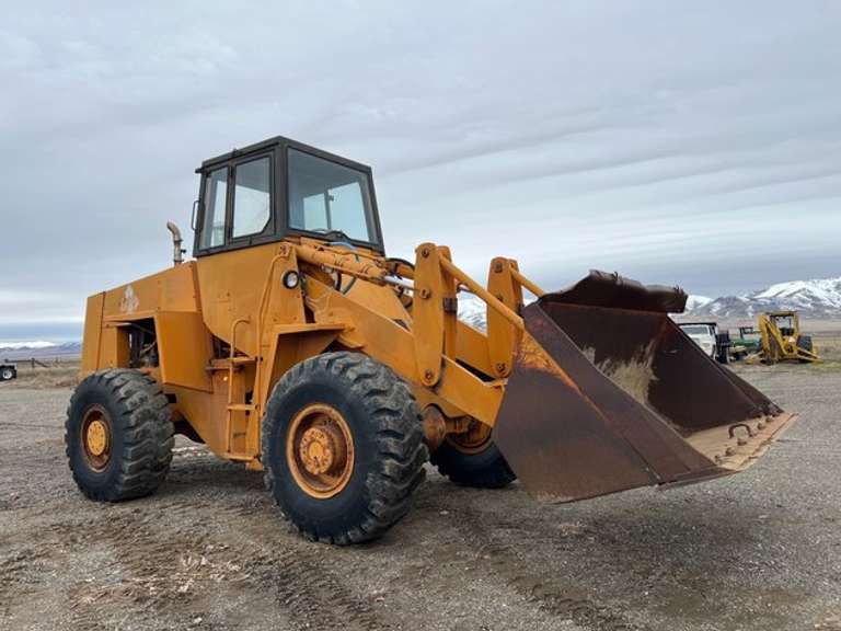 Case W26B Wheel Loader