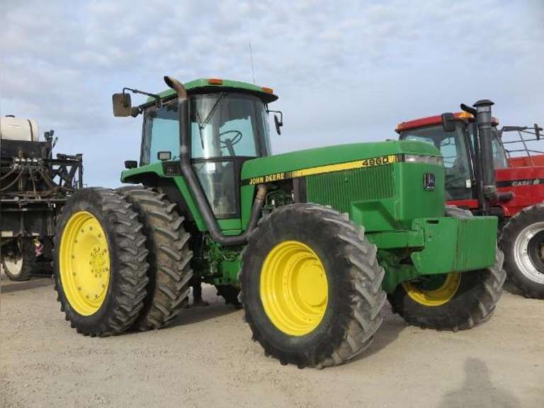 John Deere  4960 200 HP  MFWD Tractor