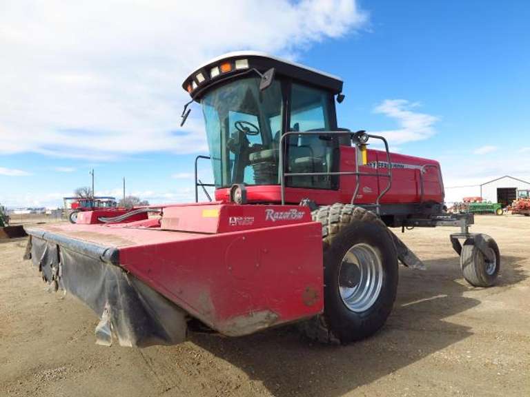 Massey Ferguson 9635 Windrower with 16' Rotary Head