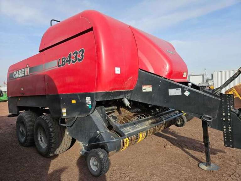 2010 Case IH LB433 4x3 Baler