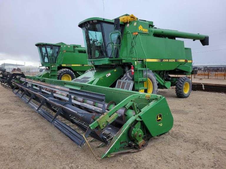 John Deere 9600 Combine