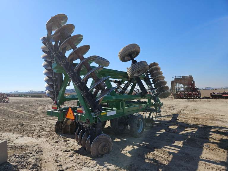 Frontier TM5121 21' Folding Tandem Disk