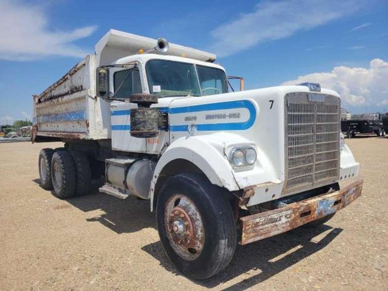 1975 Western Star Dump Truck