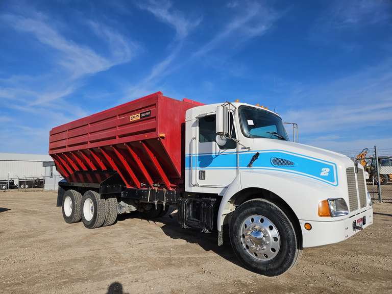 2002 Kenworth T300 With Logan 20' Self Unloading Bed