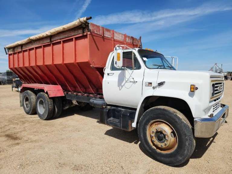 1981 Chevy with 20' Board Puller Bed